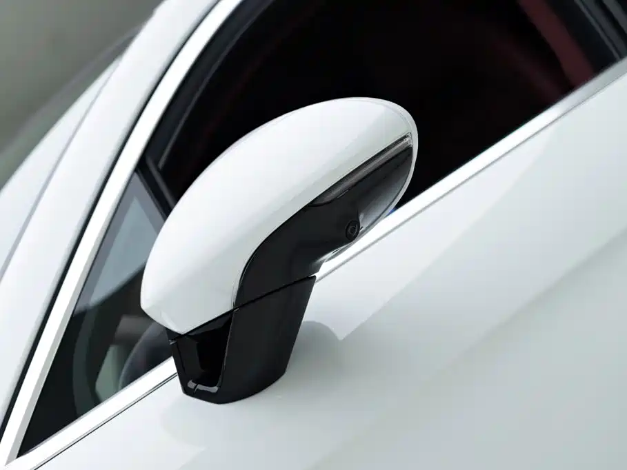 Porsche Panamera — миниатюра 6