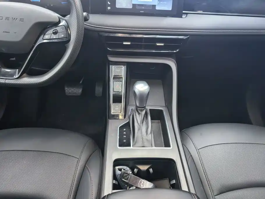 Roewe i5 — миниатюра 16