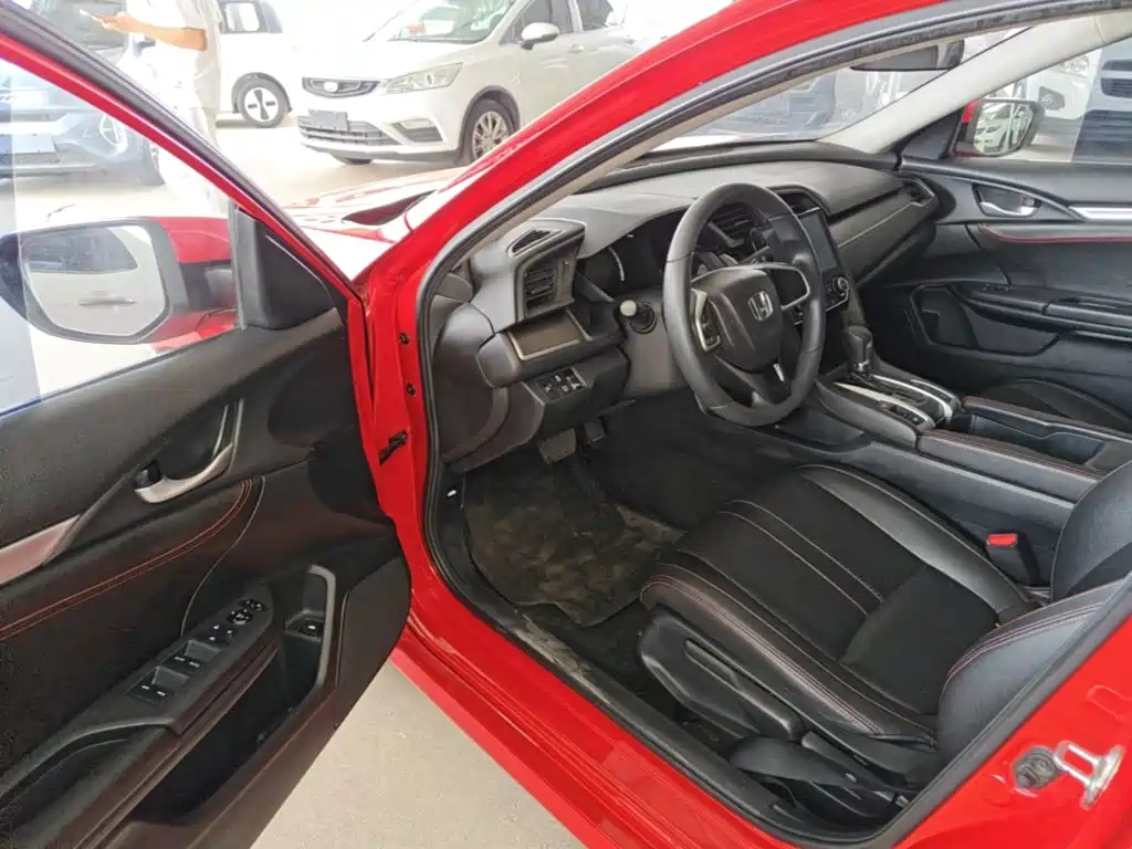 Honda Civic — миниатюра 16