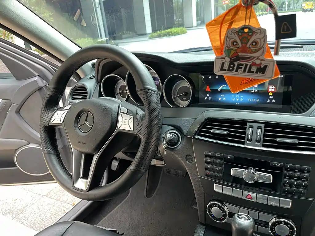 Mercedes-Benz C-Class (Import) — миниатюра 12