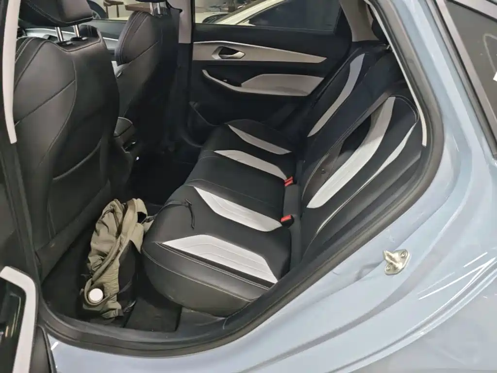 Geely Binrui — миниатюра 17