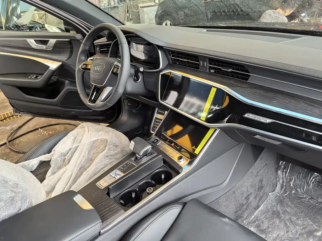Audi A6L 2026 45 TFSI quattro