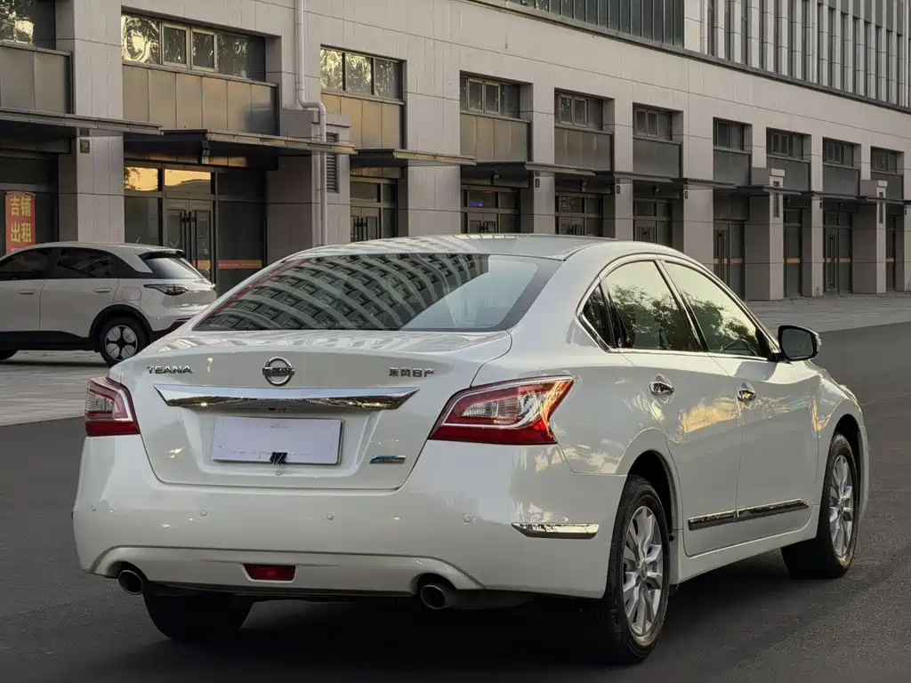 Nissan Teana — миниатюра 6