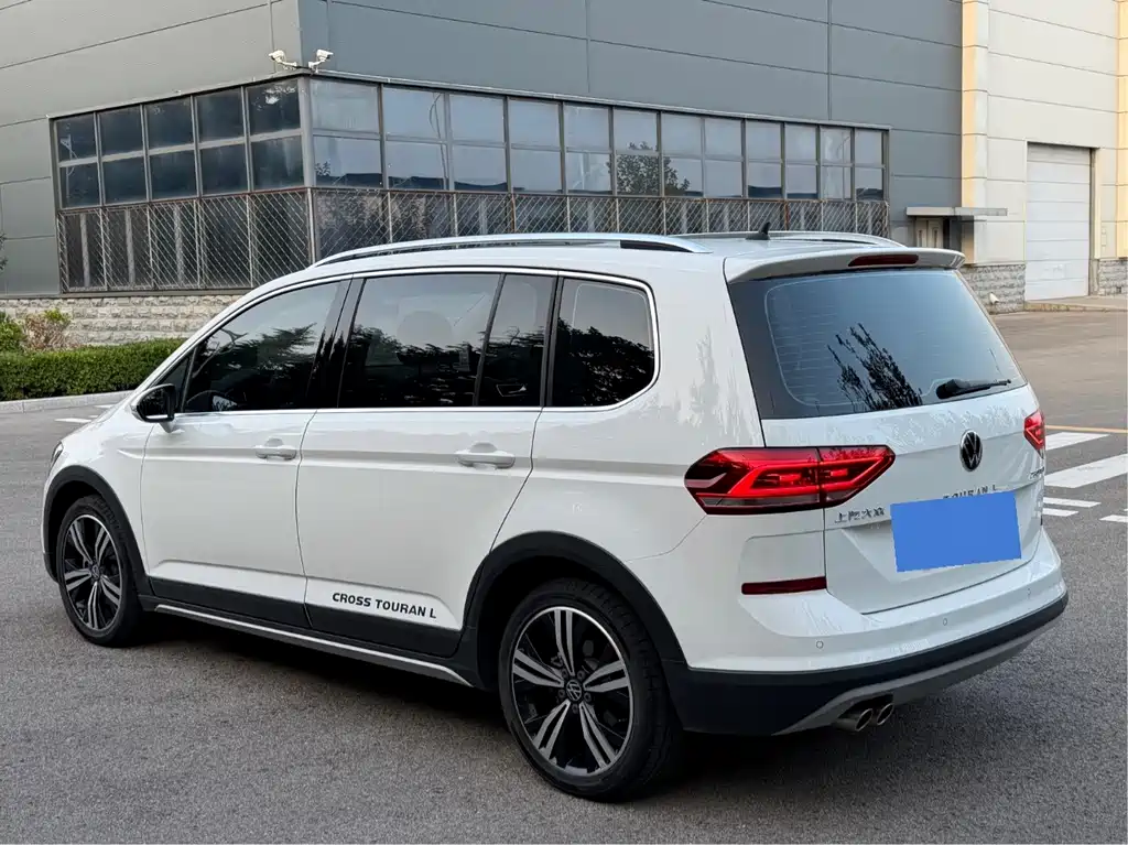 Volkswagen Touran — миниатюра 14
