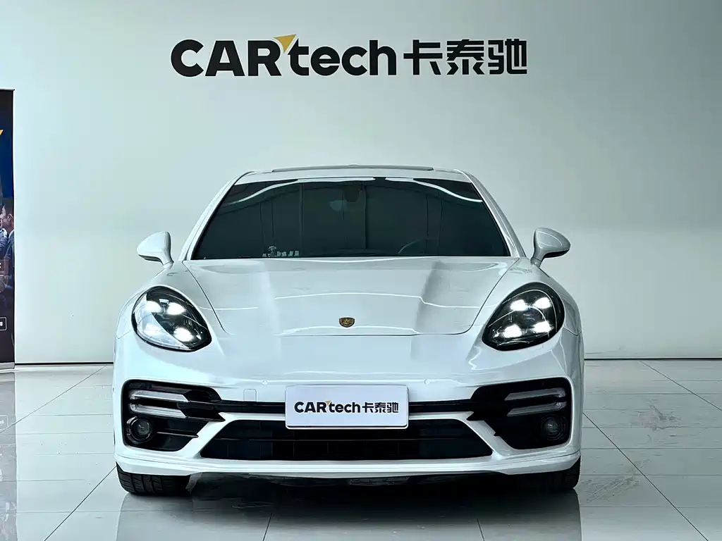 Porsche Panamera 2010 Panamera 4 3.6L
