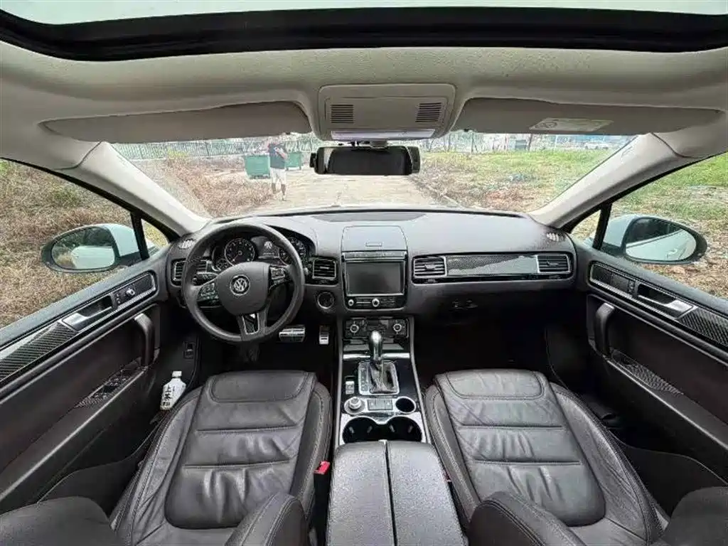 Volkswagen Touareg 2015 3.0TSI