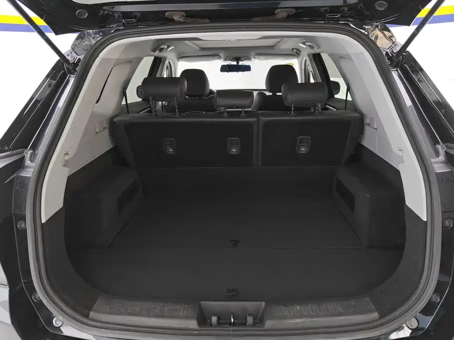 Chery Tiggo 8 — миниатюра 4