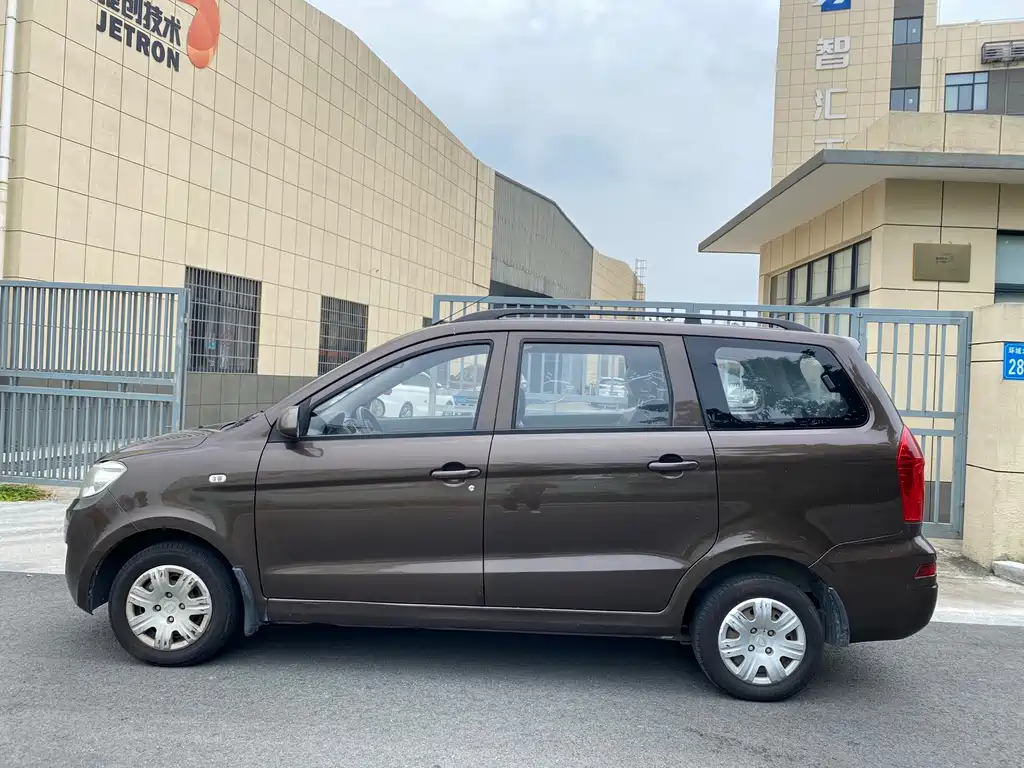 DONGFENG SCENERY 330