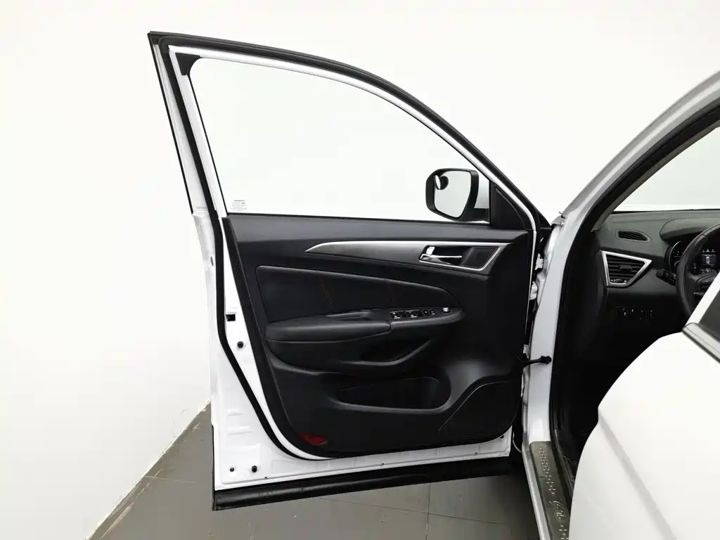 Changan CS75 — миниатюра 8