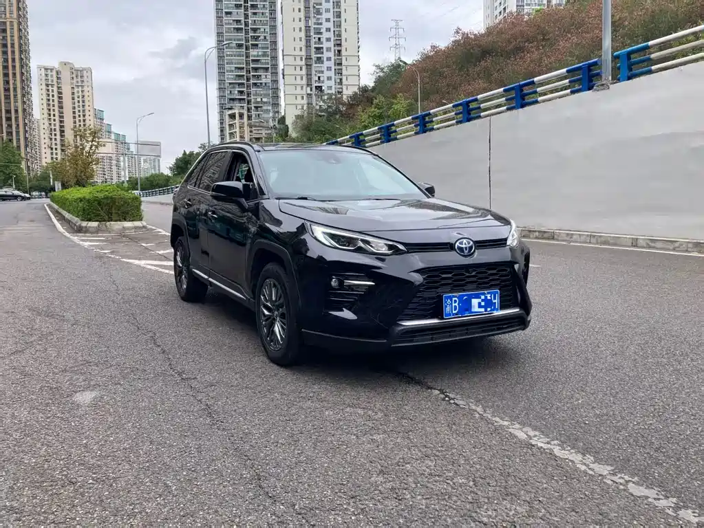 Toyota Wildlander — миниатюра 3