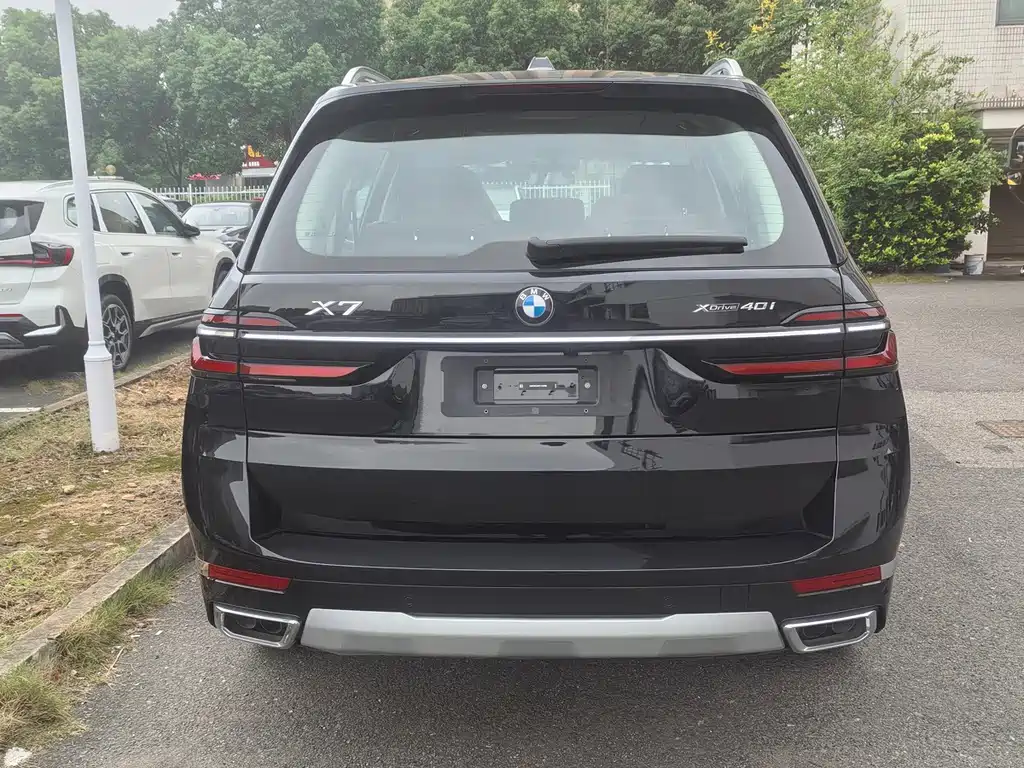 BMW X7 — миниатюра 5