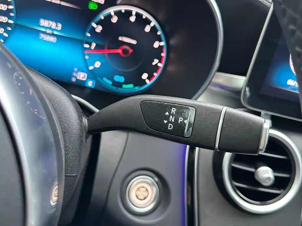 Mercedes-Benz C-Class — миниатюра 23
