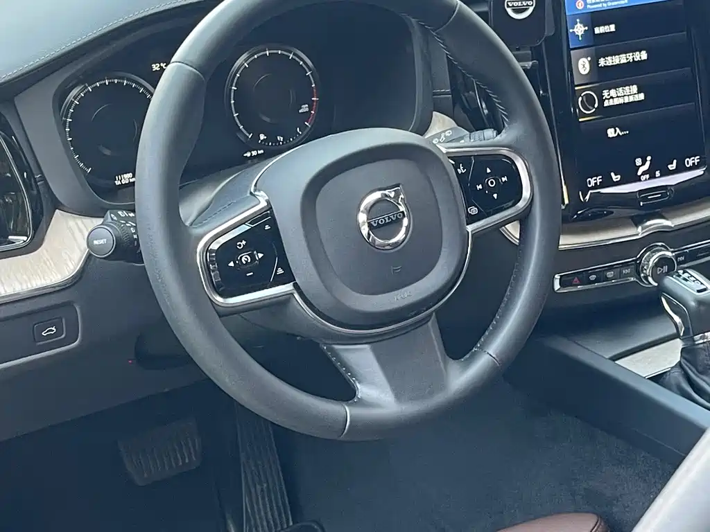 Volvo XC60 — миниатюра 7