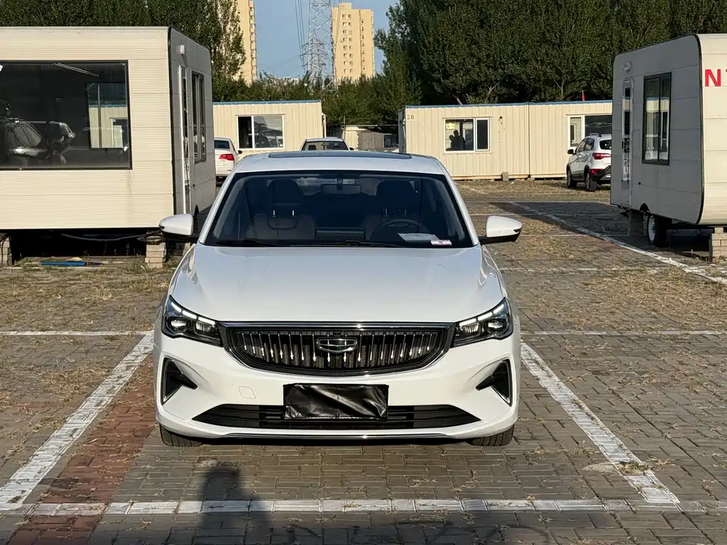 Geely Emgrand — миниатюра 3