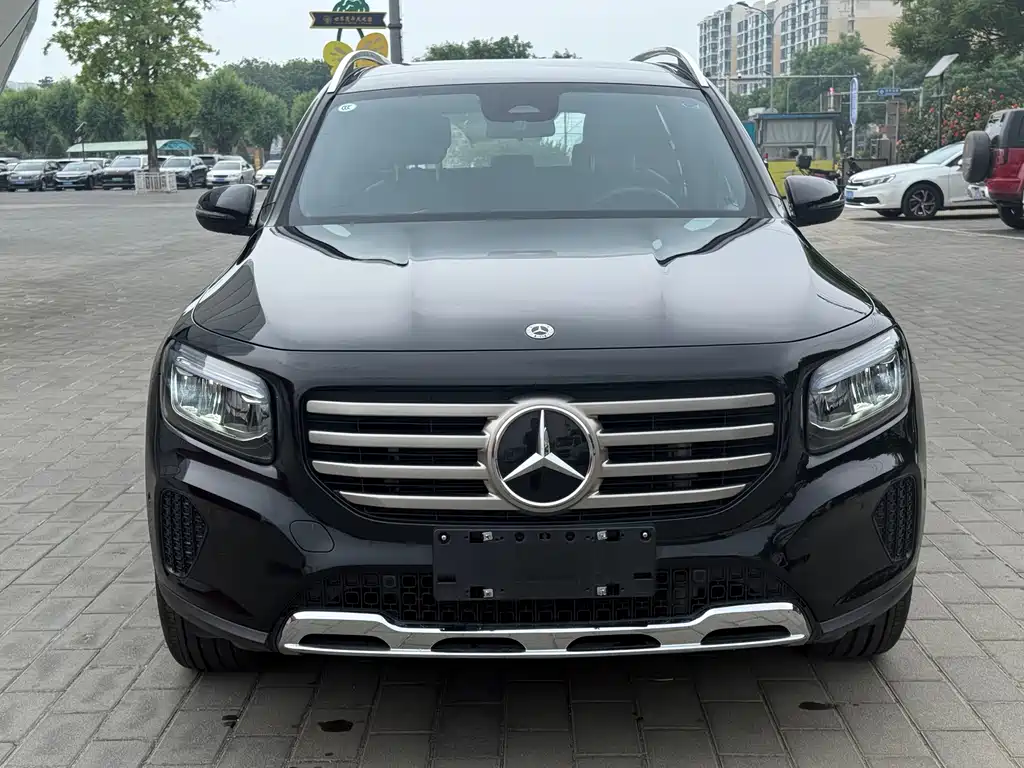 Mercedes-Benz GLB — миниатюра 2