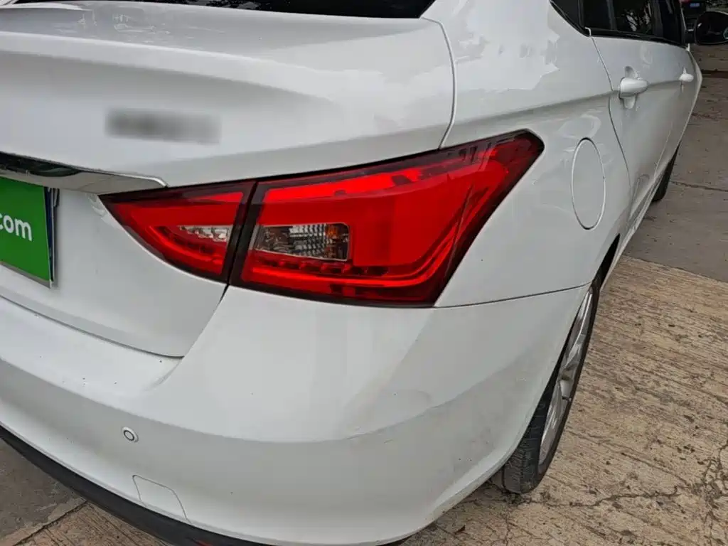 Chery Arrizo 5 — миниатюра 8