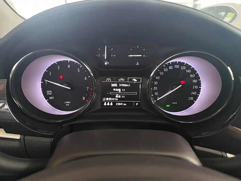 Buick Verano — миниатюра 12