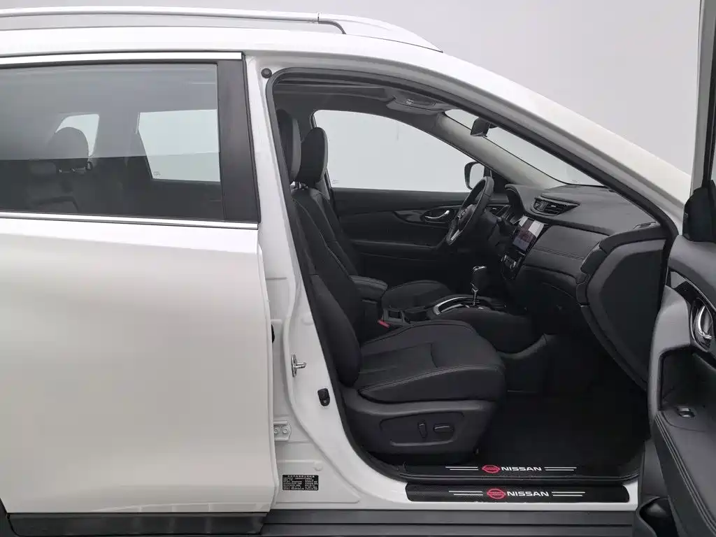 Nissan X-Trail — миниатюра 23