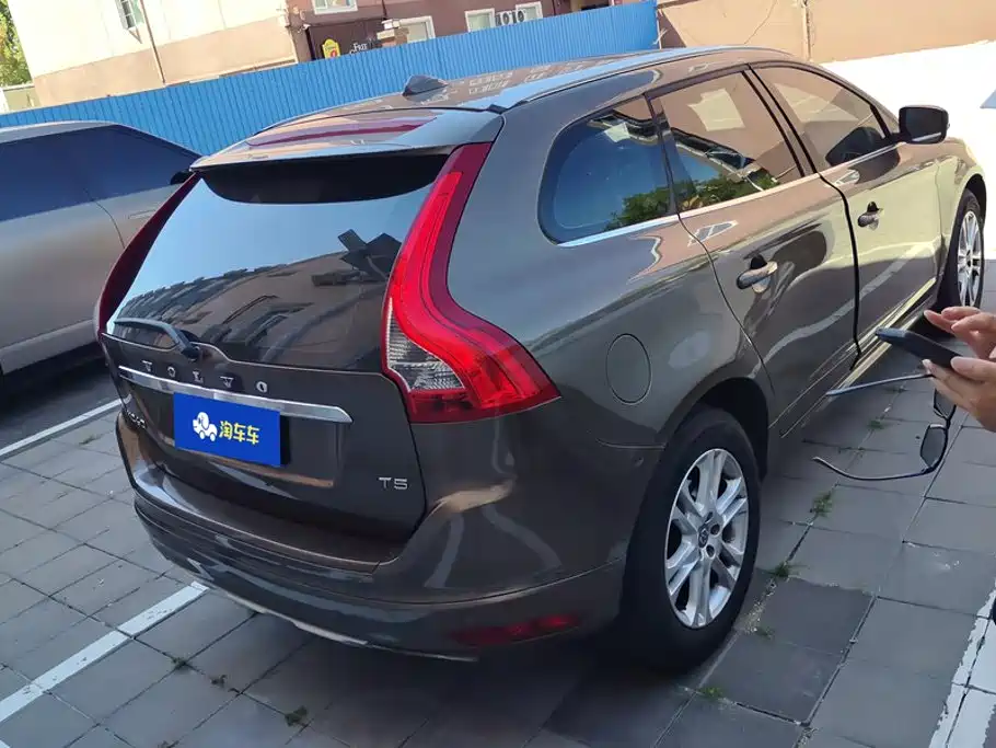 Volvo XC60 — миниатюра 3