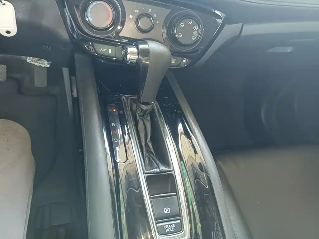 Honda Vezel — миниатюра 14
