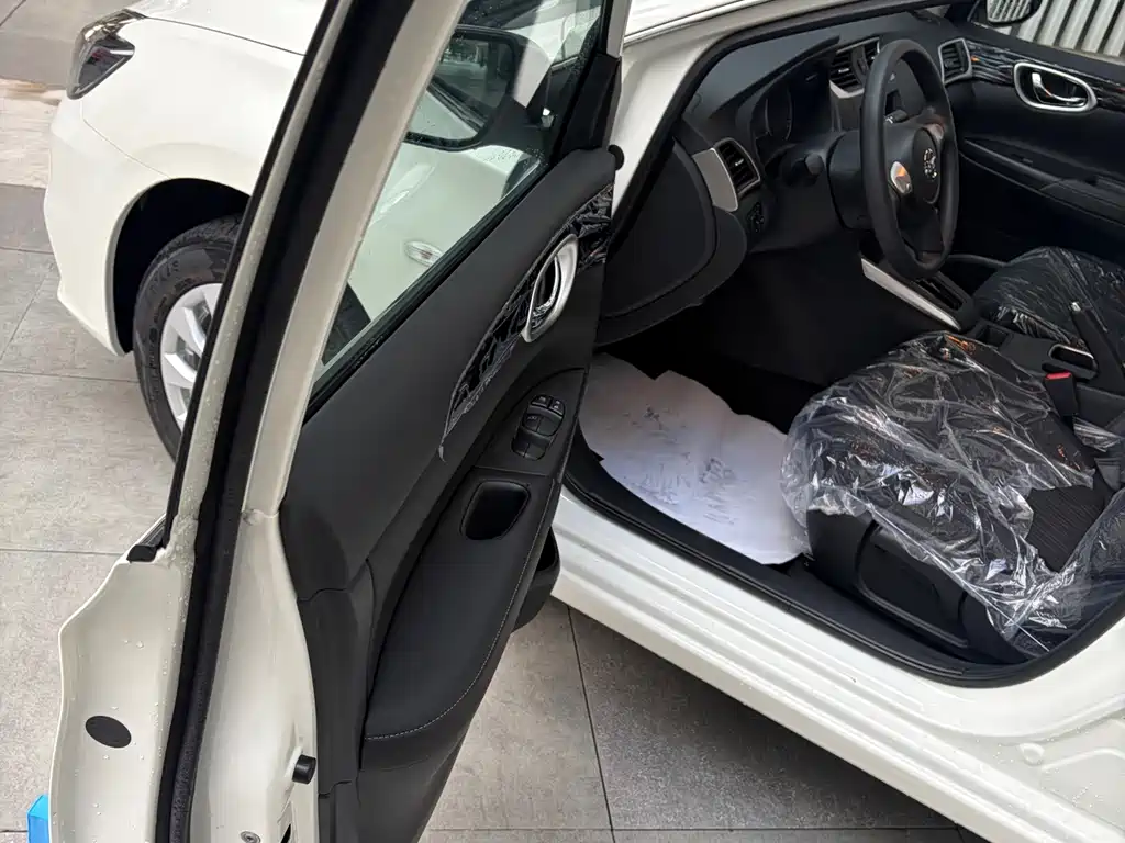 Nissan Sylphy — миниатюра 11