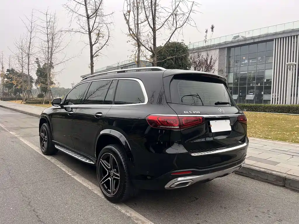 MERCEDES-BENZ GLS