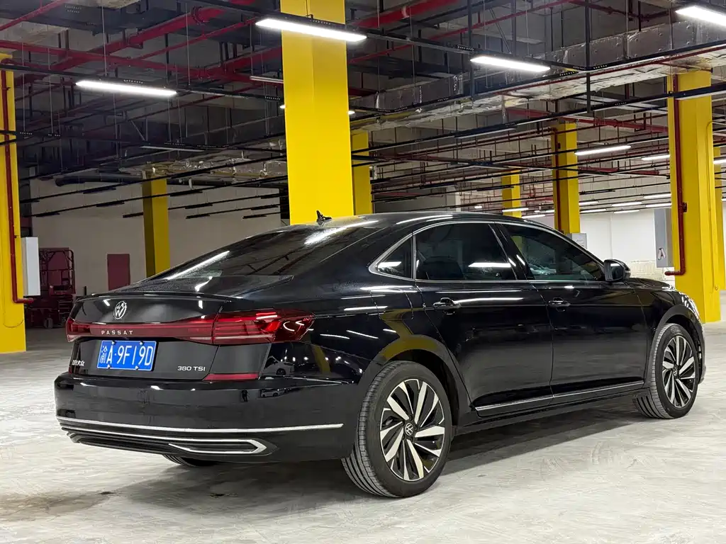 Volkswagen Passat — миниатюра 4