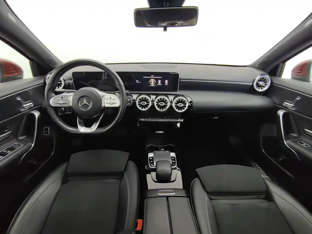 Mercedes-Benz A-Class — миниатюра 5