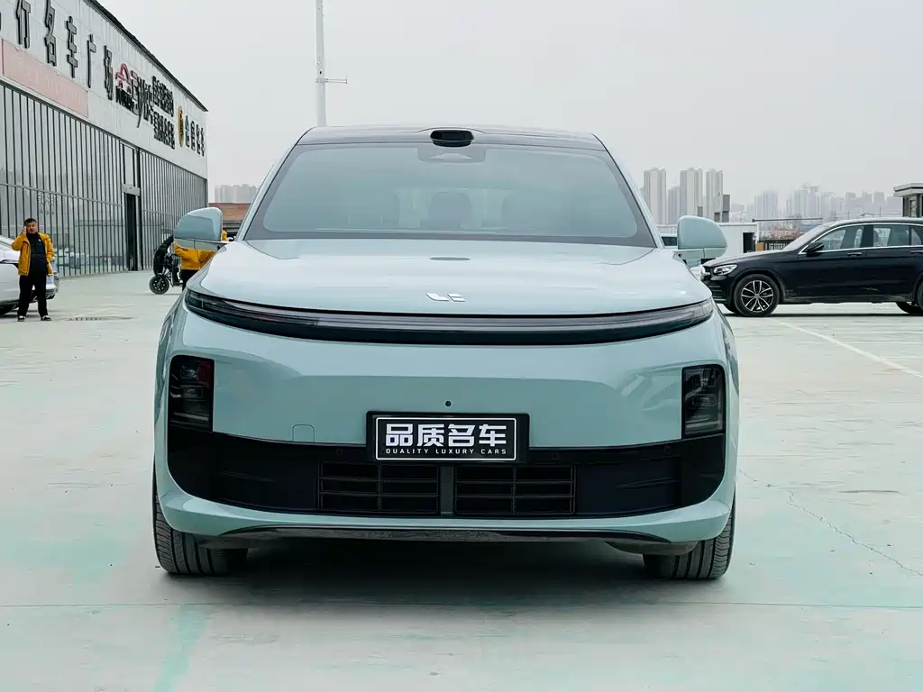 Li Auto IDEAL L6