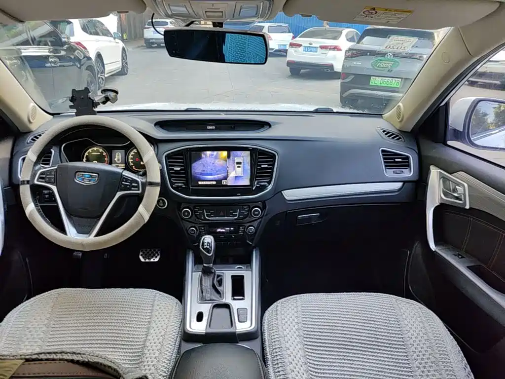 Geely Vision X6 — миниатюра 5