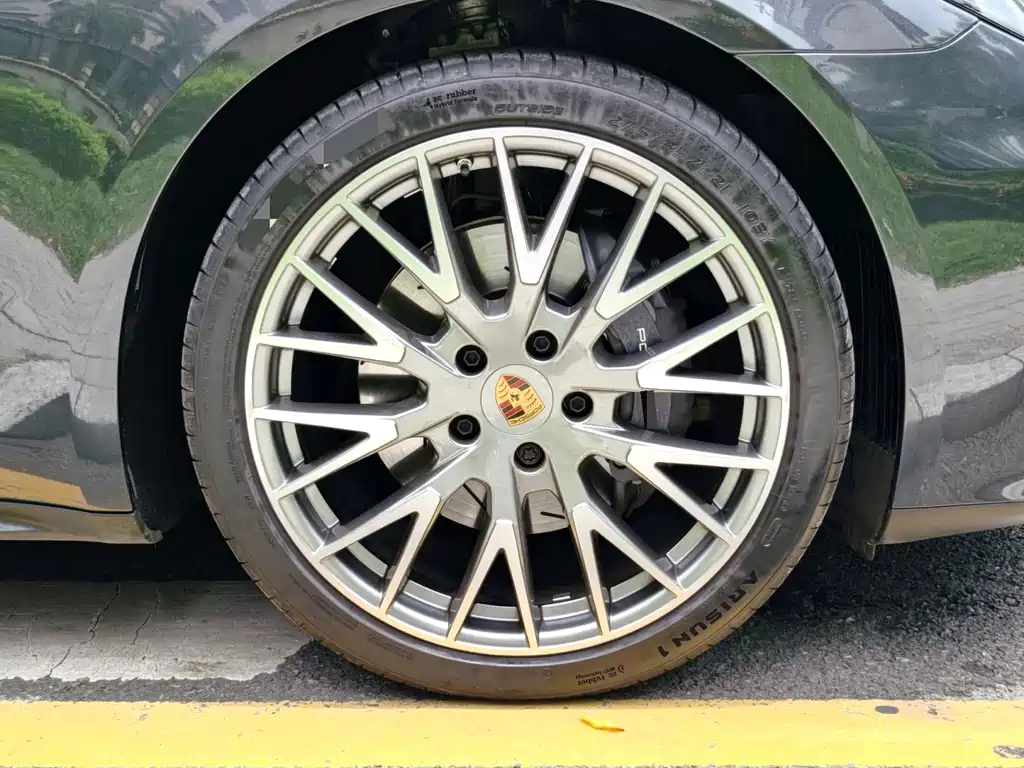 Porsche Panamera — миниатюра 17