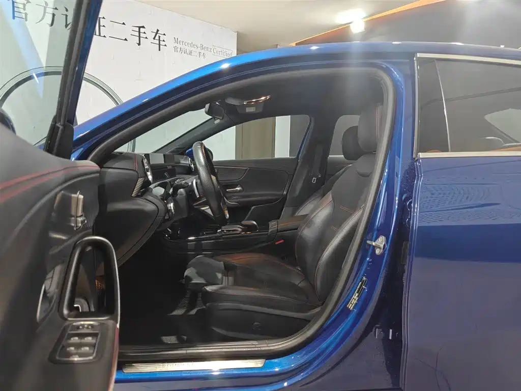 MERCEDES-BENZ A CLASS