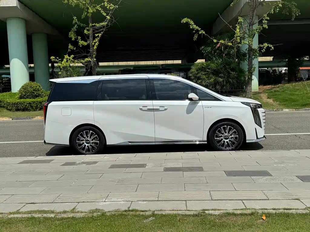 GAC Motor Trumpchi E9 — миниатюра 4
