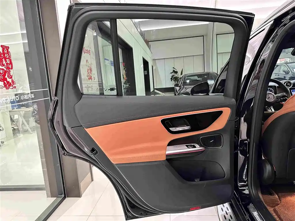 Mercedes-Benz GLC — миниатюра 24