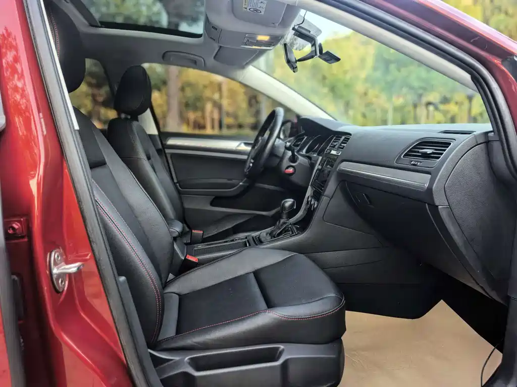Volkswagen Golf — миниатюра 7