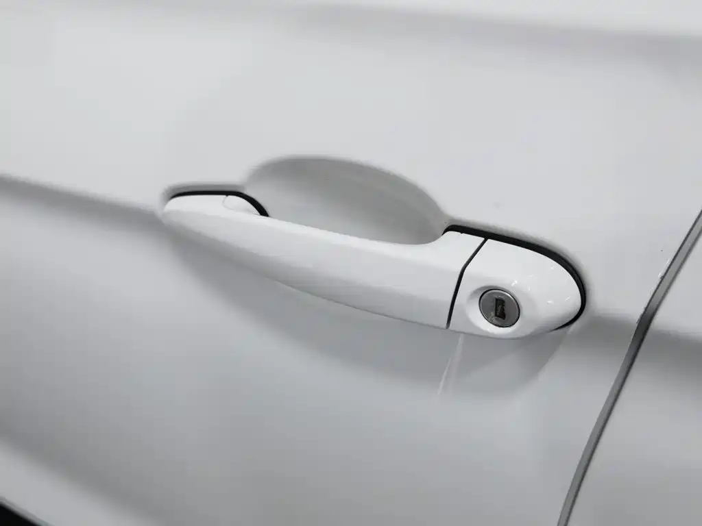 BMW 3 Series — миниатюра 18