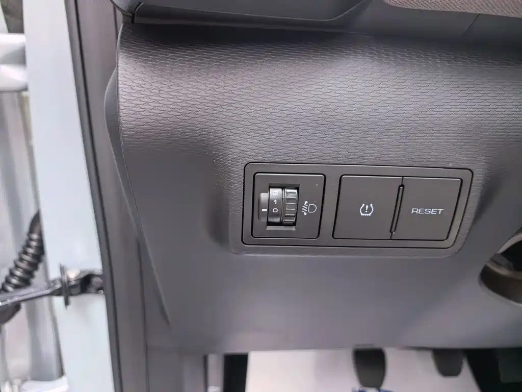 Wuling Xingguang 560 — миниатюра 8