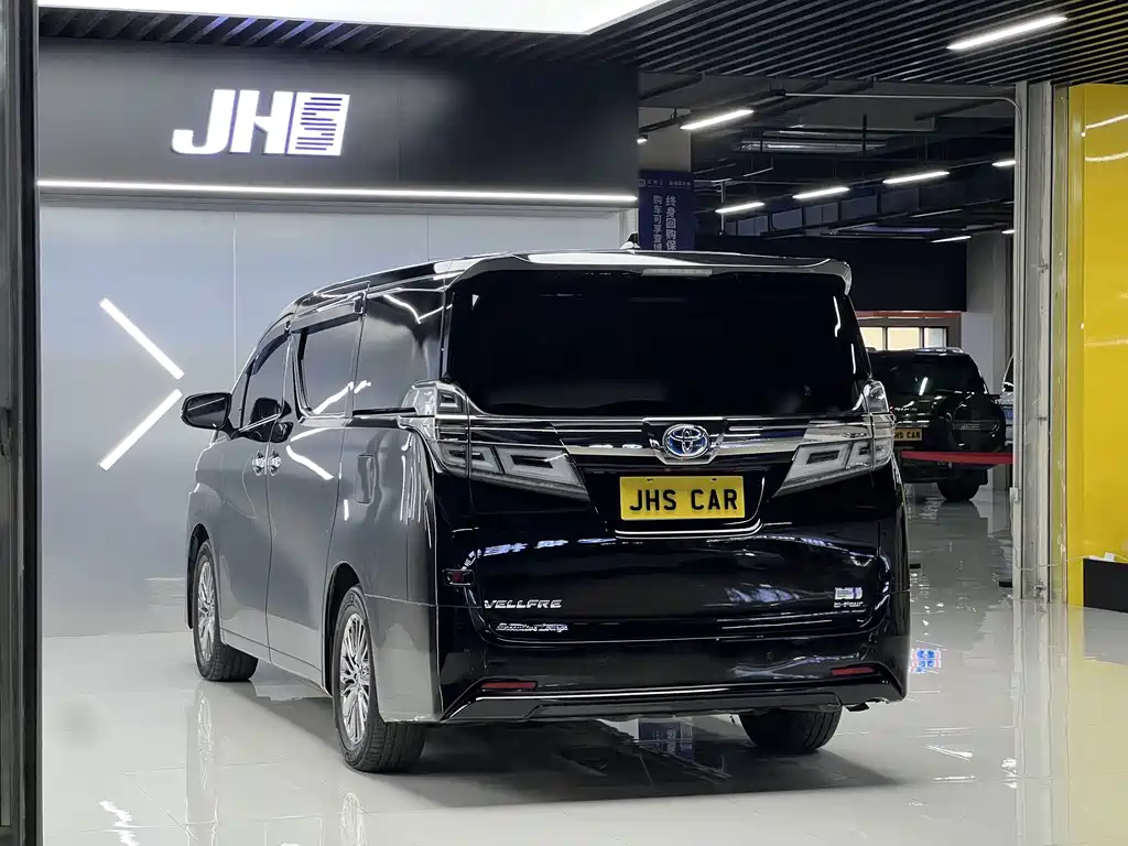 Toyota Vellfire — миниатюра 4