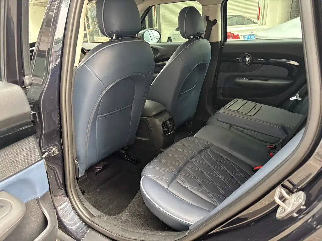 MINI Mini Clubman — миниатюра 6