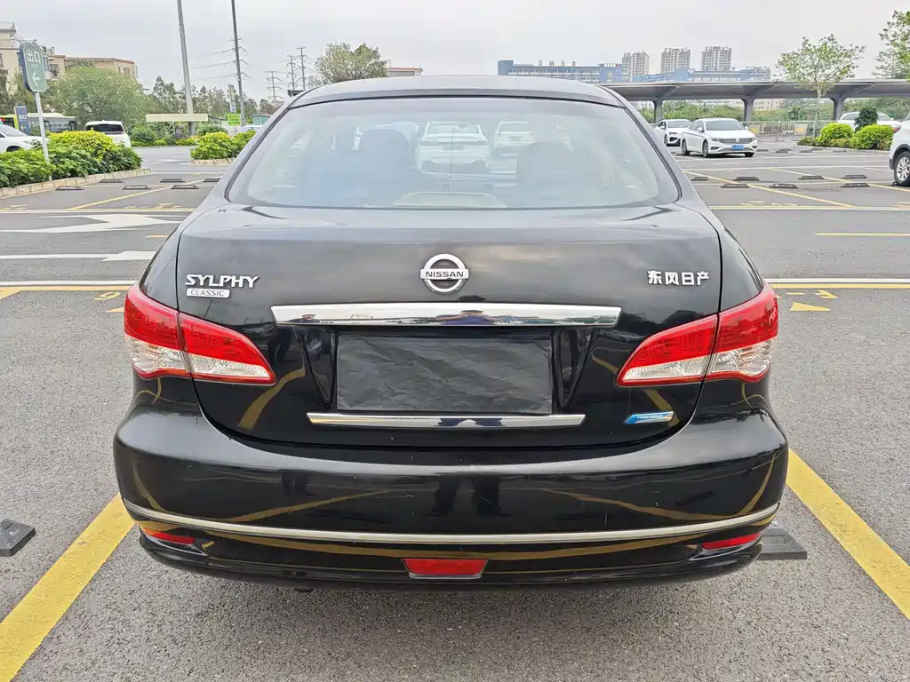 Nissan Sylphy 2018 1.6XE MT Comfort