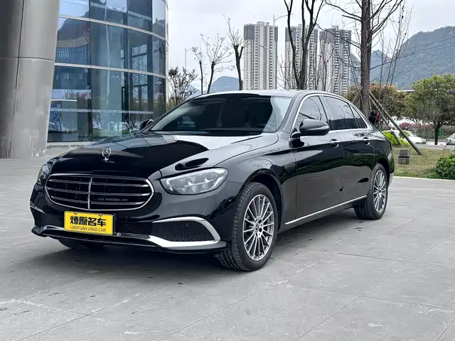 MERCEDES-BENZ E CLASS