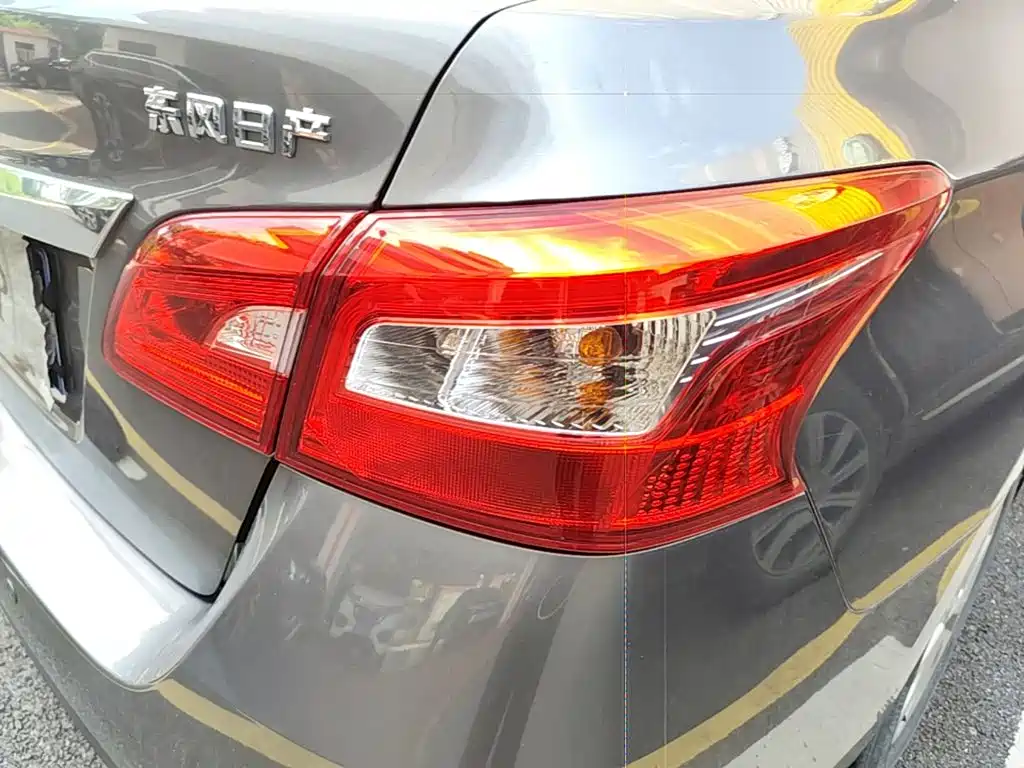 Nissan Sylphy — миниатюра 8