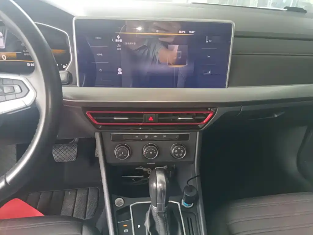 Volkswagen Lavida — миниатюра 13