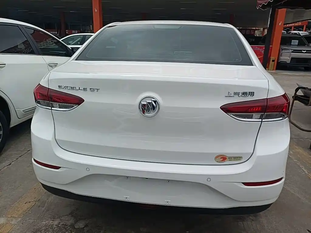 Buick Excelle — миниатюра 6