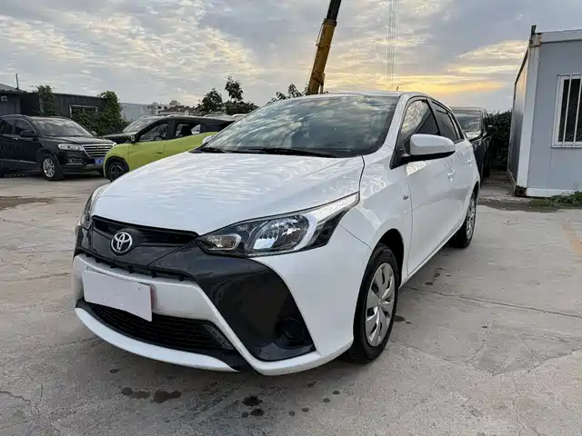 TOYOTA YARIS L ZHIXUAN 2022