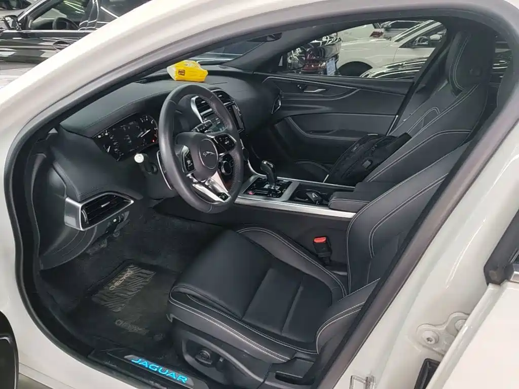 Jaguar XEL — миниатюра 15