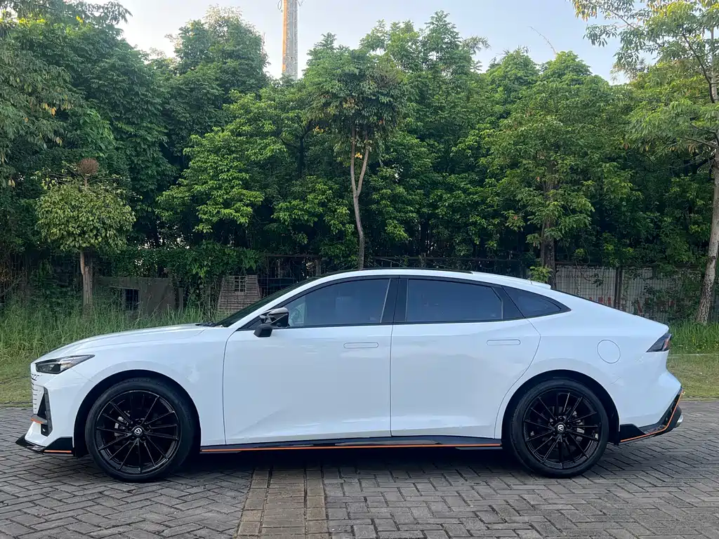 Changan UNI-V — миниатюра 23