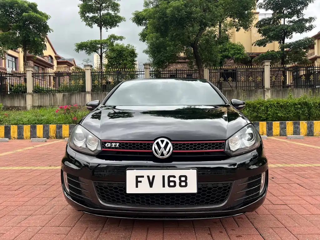 Volkswagen Golf GTI — миниатюра 2