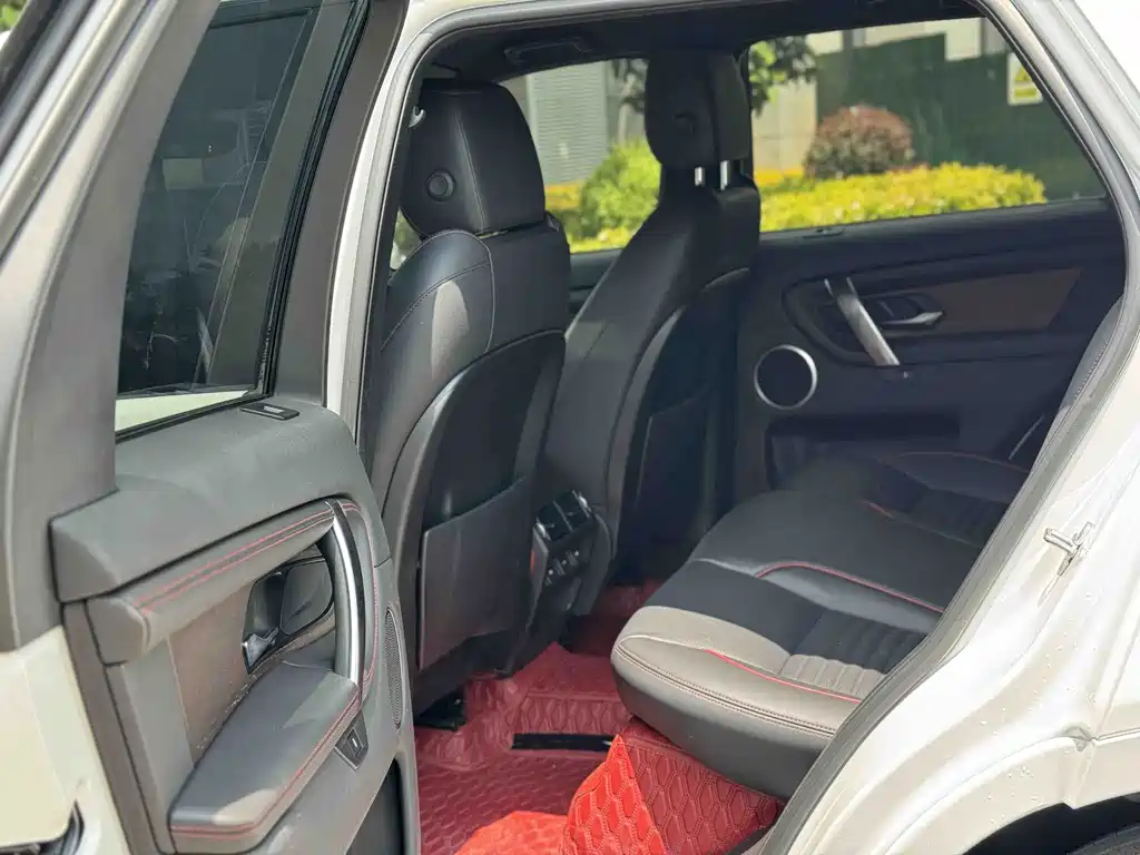 Land Rover Discovery Sport 2021 249PS R-Dynamic SE 5 мест