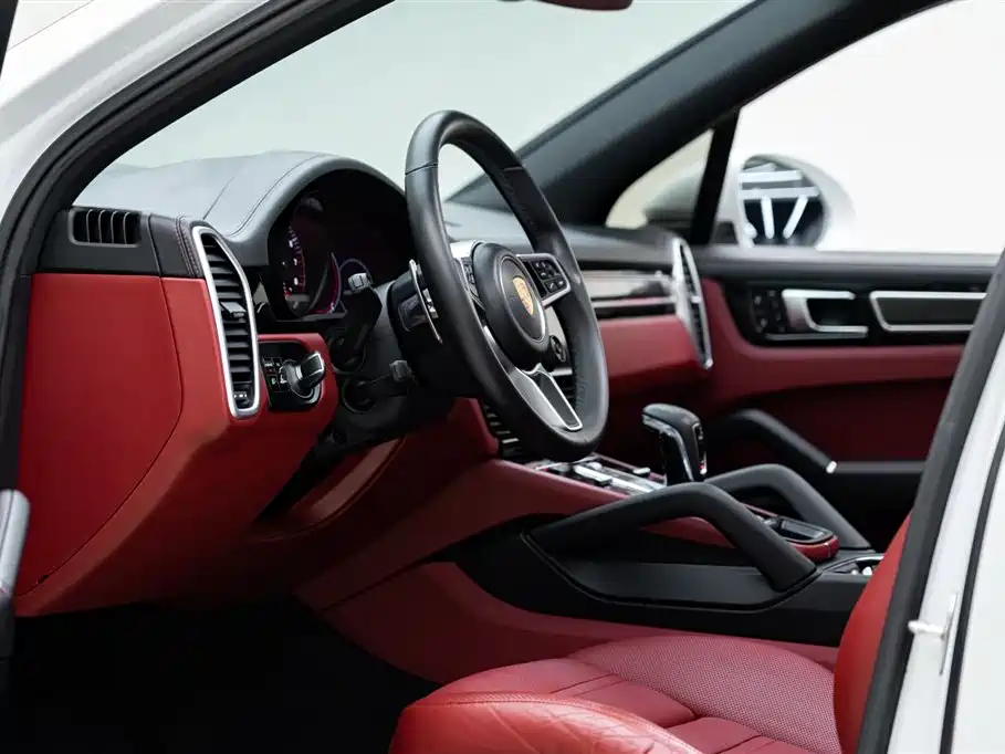 PORSCHE CAYENNE NEW ENERGY